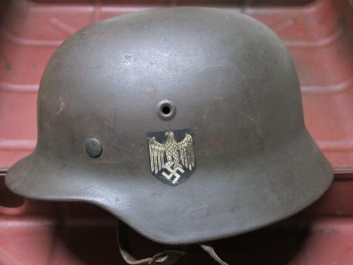 German Wehrmacht Heer Helmet M40 Single Decal ET68.