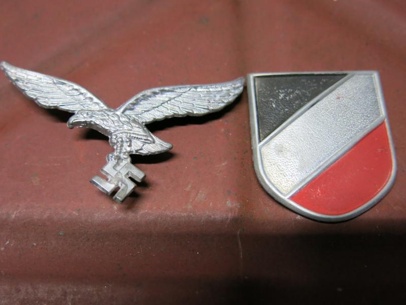 German Set Of Eagle & Shield For Luftwaffe Pith Helmets. (5)