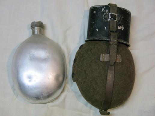 German Wehrmacht Feldflasche M31 Canteen SMM41 Total Matching Used Condition.