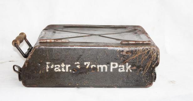 German Wehrmacht Metal Case For Patronen 3,7cm Pak.