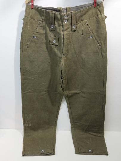 German Wehrmacht M43 Trousers Summer Greenish Cotton Really Nice Condition With Only Small Wear 1944 Dated And Nice Size, Part I. (45)