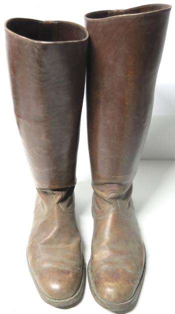 German Luftwaffe Officer Or NSDAP Riding Boots In Natural Brown. (10)