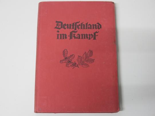 German Wehrmacht Deutschland Im Kampf Book 1942 77-78.