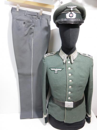 German Wehrmacht NCO Infanterie Waffenrock Set Schirmmütze+Jacket+Trousers+Walking Out Belt, Part I Of VI. (142)