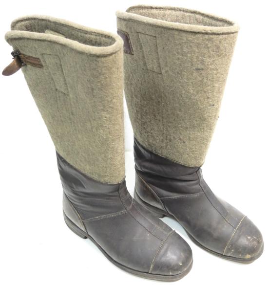 German Wehrmacht Winter Late War Boots In Heavy Felt Material, Nice Chocolate Brown Colour, Matching Pair RBNr.