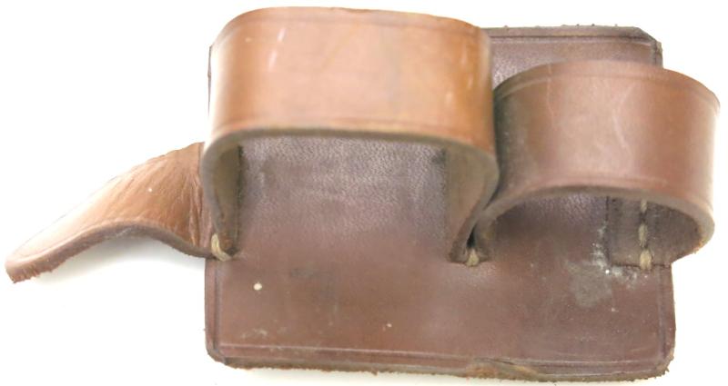 German Wehrmacht Spiritus & Spritze Container Leather Holder For The Sanitätstasche Für Sanitätsoffiziere Leather Pouch, Hard To Find As A Spare.