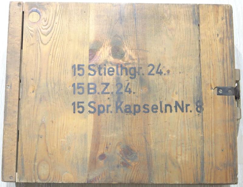 German Wehrmacht Stielhandgranate M24 Kiste Stickgrenades Wood Box, Wonderful Condition W. Stencils.