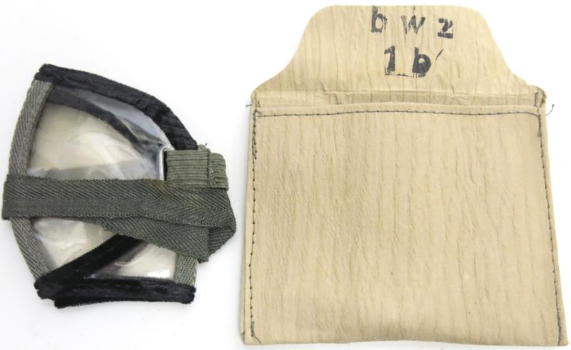 German Wehrmacht Augenschützer 42 Mit Trageumschlag Dust/Sun Protection Goggles In Envelop Unused, bwz Marked.