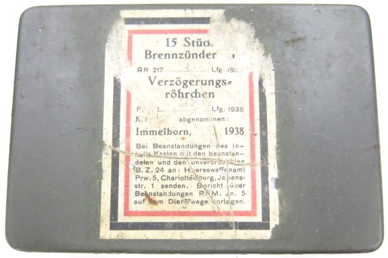 German Wehrmacht 15 Stück Brennzünder 24 BZ24 RR 217 38 Tin Box Nice Condition And Hard To Find Early Dated, Empty.