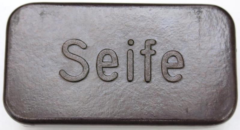 German Wehrmacht Sanitär Medical Dark Brown Speckled And Lined Brownish Bakelite Box Seife Soap, NICE!.