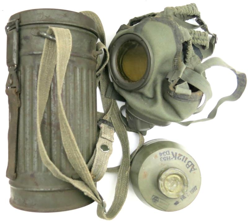 German Reichwehr - Wehrmacht Combat GM30 Gas Mask Set 100% Matching Dräger Draeger With The Rare Short Can 1937.