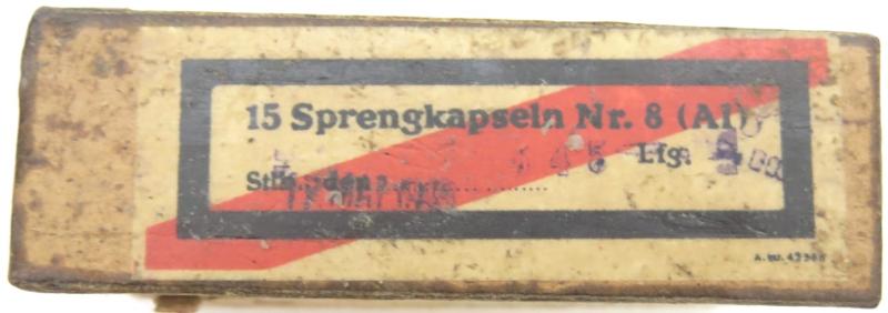 German Wehrmacht Sprengkapseln Nr. 8 Full Box 17. MAI. 1943 Dated, Inert.