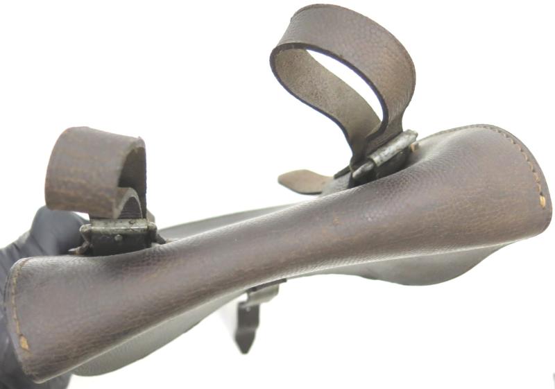 German Wehrmacht/Luftwaffe Dark Brown Meldekartentasche M35 Map Case C. RIESE Berlin SO 16 1940 Dated Nearly Mint.