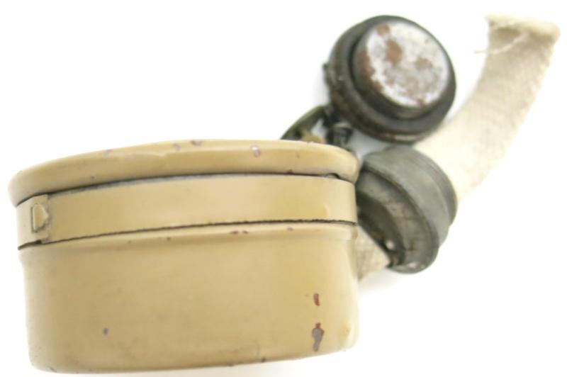 German Wehrmacht Karbid Lamp Einheitslaterne Stahl In Sand Colour Small Petrol Lighter Maker ago.