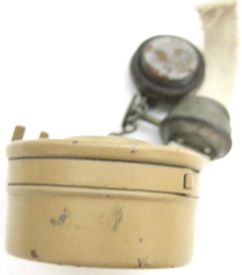 German Wehrmacht Karbid Lamp Einheitslaterne Stahl In Sand Colour Small Petrol Lighter Maker ago.