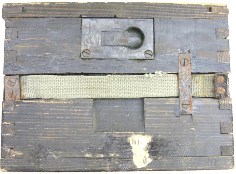 German Wehrmacht Zündmittel für je 9 S.Mi.35 Schrapnellmine 35 Spare Fuzes And Parts Box For 9 Mines, jtw 1943, Minty.