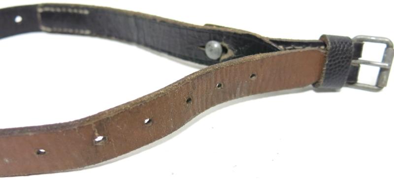 German Wehrmacht Fast Release Utility Strap 54 x 1,8 cms 17 Holes CARL HEPTING & Co. STGT. FEUERBACH 1941, Nearly Mint.