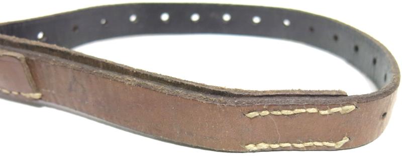 German Wehrmacht Fast Release Utility Strap 54 x 1,8 cms 17 Holes CARL HEPTING & Co. STGT. FEUERBACH 1941, Nearly Mint.