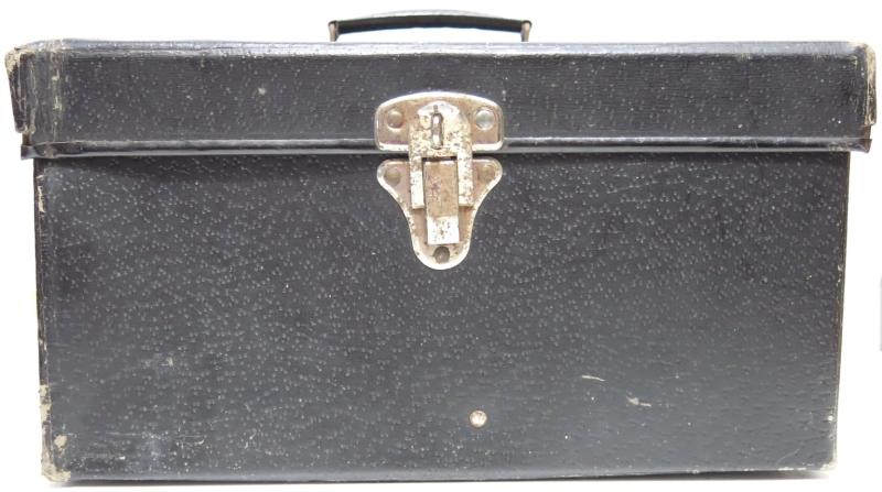 German Luftschutz Kleine Hausapotheke With Half Of The Original Contents, Nice