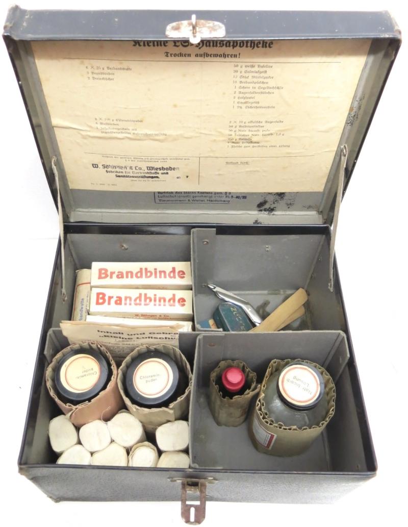 German Luftschutz Kleine Hausapotheke With Half Of The Original Contents, Nice
