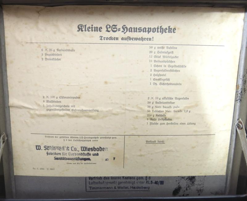 German Luftschutz Kleine Hausapotheke With Half Of The Original Contents, Nice