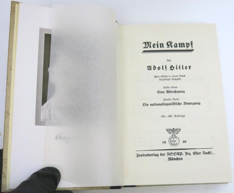 Mein Kampf Book Hochzeitsausgabe Wedding Edition 1939 With City Or Region Gold Shield On The Cover, Unused.