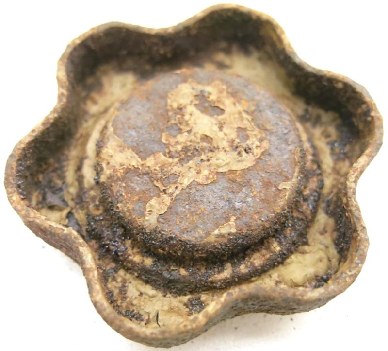 German Wehrmacht T. Mi. 42 Tellermine 42 Fuze Plug In Sand Colour Complete With Washer.