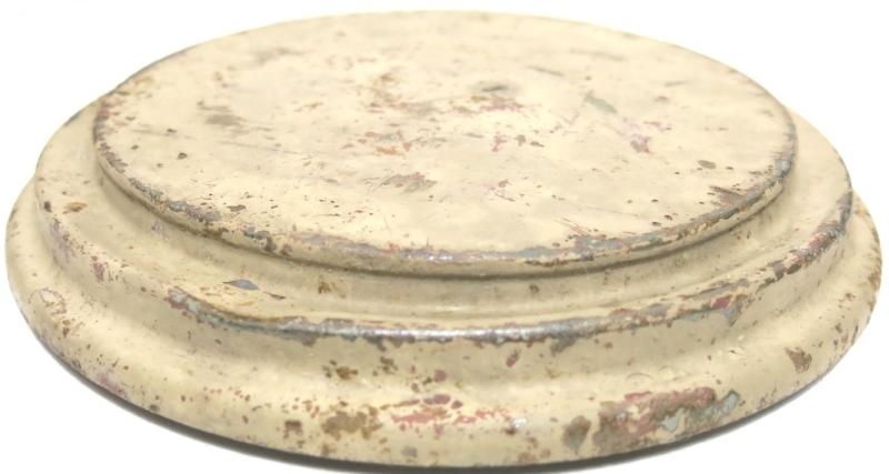 German Wehrmacht T. Mi. Pilz 43 Tellermine Pilz 43 Pressure Plate With Original Sand Colour btc 43, Barn Find, Inert.