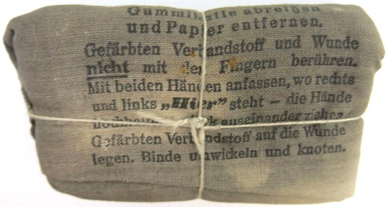 German Wehrmacht Medical Verbandstoff Verbandkasten Medium Size Field Dressing 1942, Not Mint, But Unused.