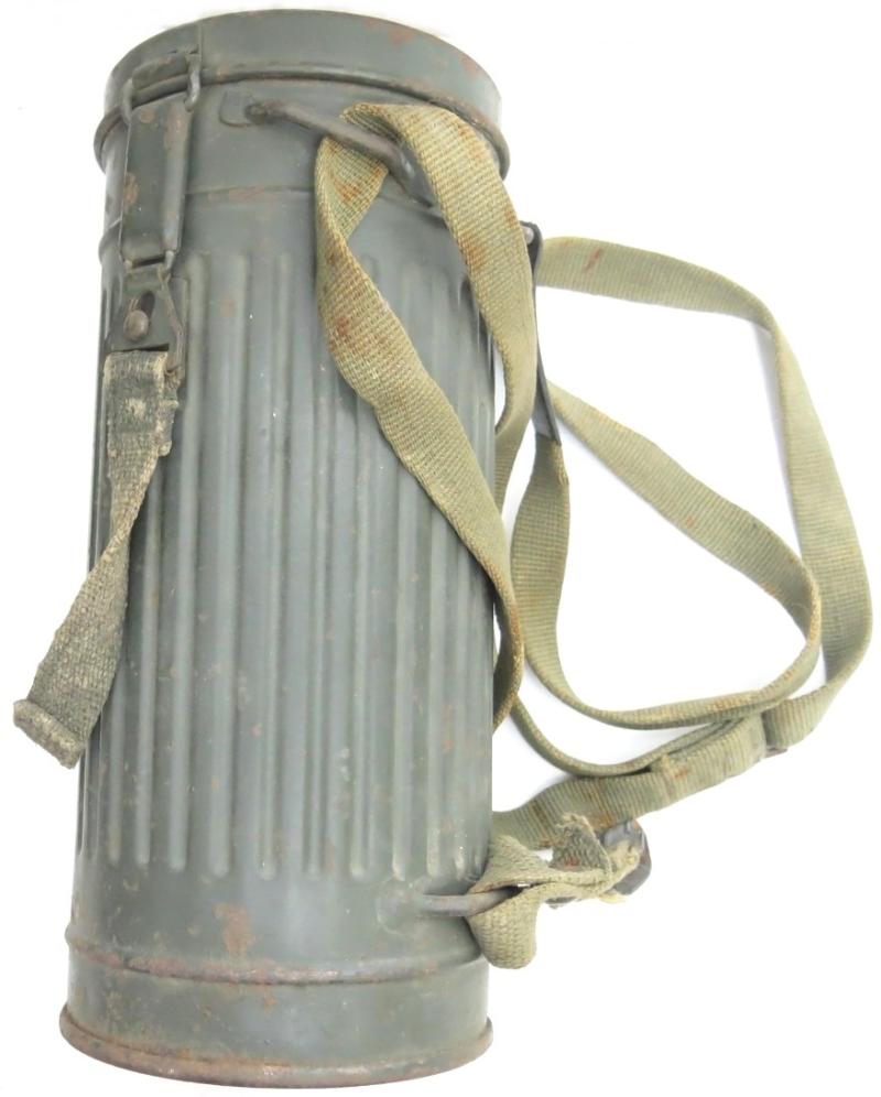 German Wehrmacht Gas Mask Can Set eph 43, Complete With Both Straps And Cloth Spider.