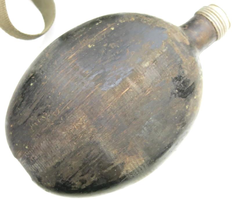 German Wehrmacht Coconut Canteen Matching H. R. E. 43/44 With Tri Colour Straps And Aluminium Cup.