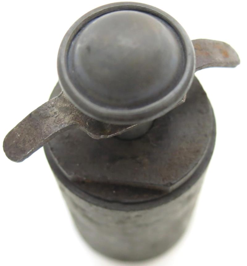 German Wehrmacht Splitterbombe SD 0,5 kg Cluster Bomb/Last Ditch Hangrenade With Unmarked BZE39 Fuze, Edged Bottom Variation, Inert.