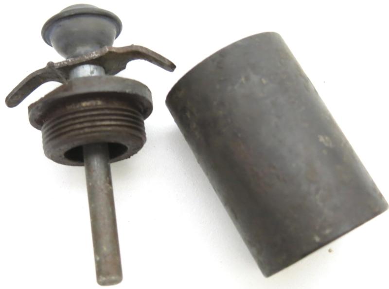 German Wehrmacht Splitterbombe SD 0,5 kg Cluster Bomb/Last Ditch Hangrenade With Unmarked BZE39 Fuze, Edged Bottom Variation, Inert.