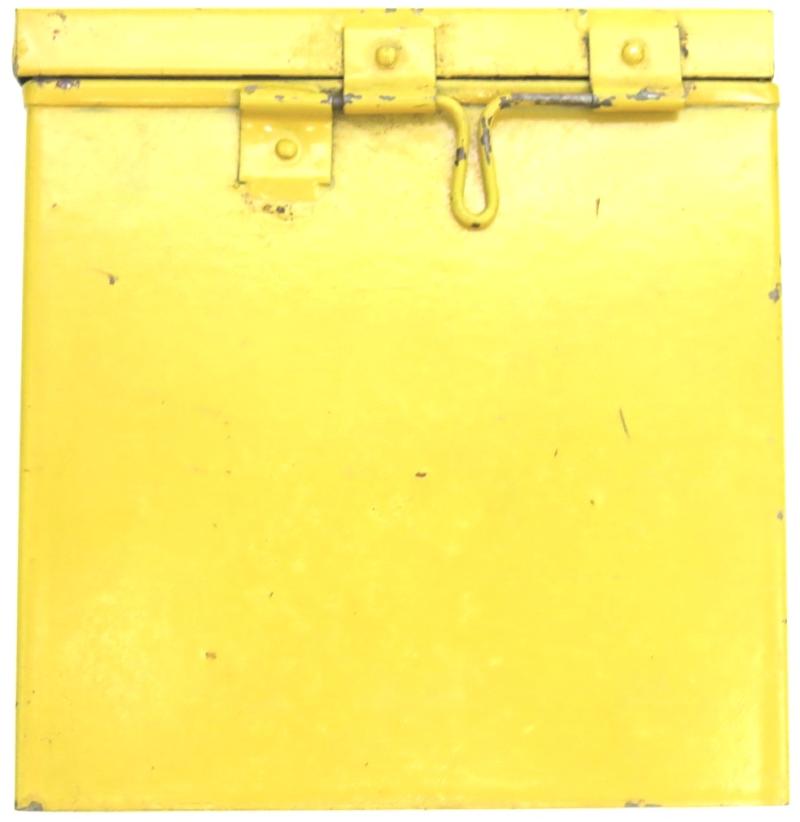 German Wehrmacht Ungt. Ammon. sulfoichthyol. (Frostsalbe) Medical Yellow Tin For Lazarette Field Hospital, Nice Box In Very Good Condition.
