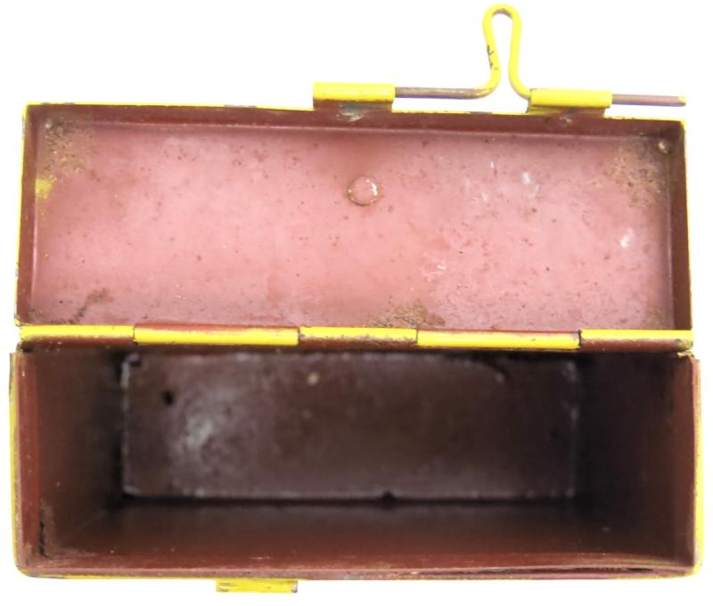 German Wehrmacht Ungt. Ammon. sulfoichthyol. (Frostsalbe) Medical Yellow Tin For Lazarette Field Hospital, Nice Box In Very Good Condition.